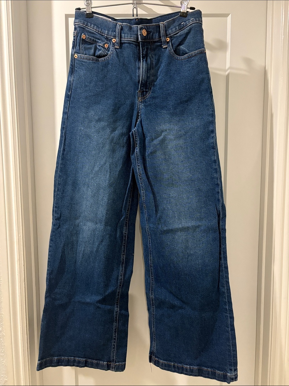 GAP Women's Wide-Leg Jeans in Dark Blue Wash